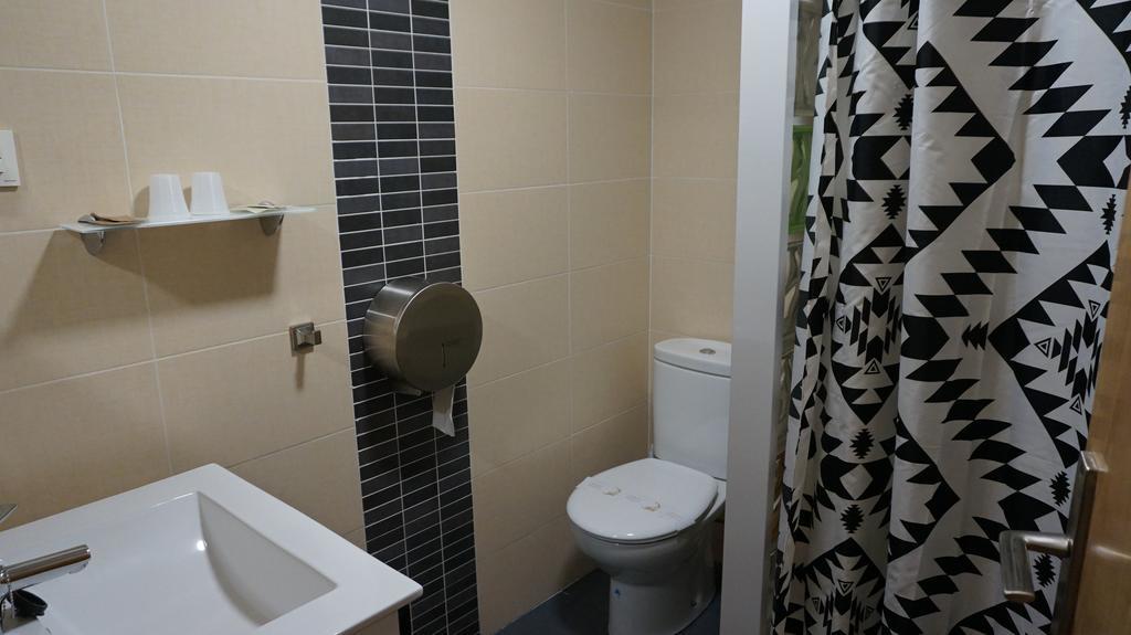 Pension Calfred II โลโกรโญ ภายนอก รูปภาพ